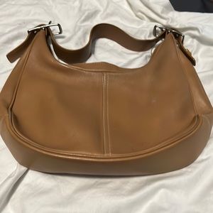 Tan Leather Coach Hobo Style Bag. Authentic